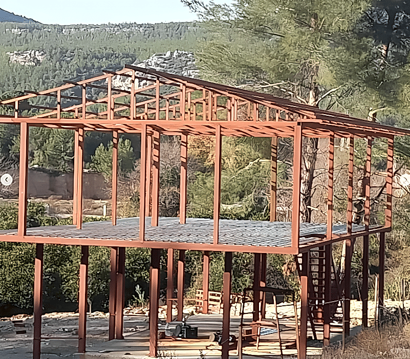 Hizmetlerimiz Çelik Çatı Yapımı